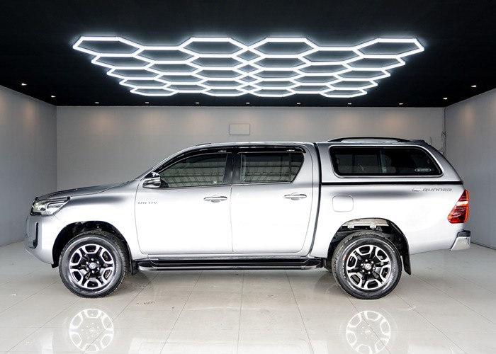 Used 9
                    TOYOTA
                     for Sale Image