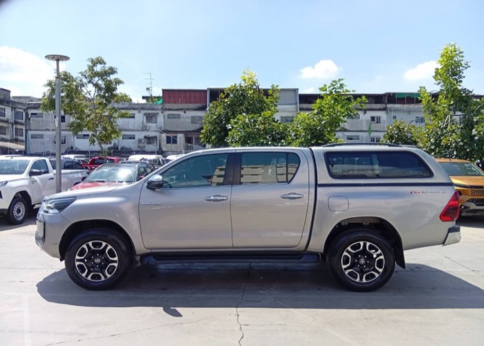 Used 9
                    TOYOTA
                     for Sale Image