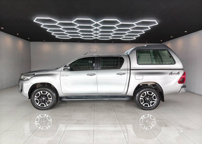 Used 6
                    TOYOTA
                     for Sale Image