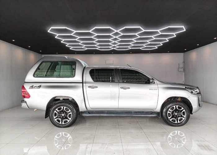 Used 6
                    TOYOTA
                     for Sale Image