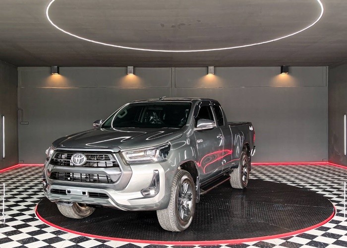 Used 4
                    TOYOTA
                     for Sale Image