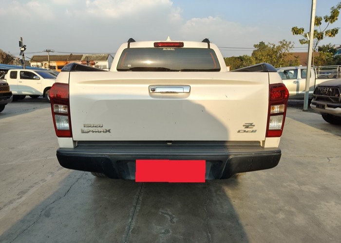 Used 1
                    ISUZU
                     for Sale Image