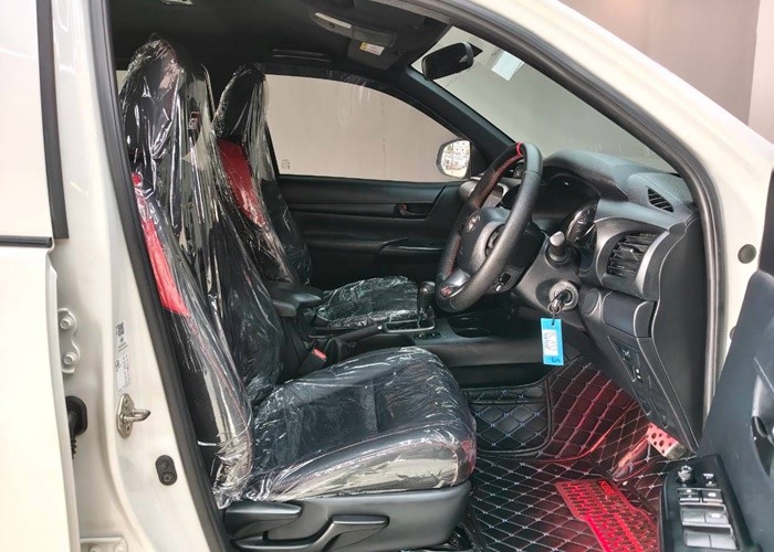 Used 8
                    TOYOTA
                     for Sale Image