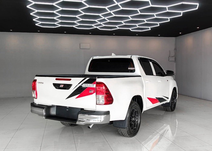 Used 8
                    TOYOTA
                     for Sale Image