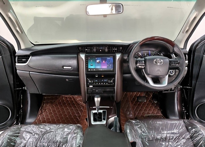 Used 9
                    TOYOTA
                     for Sale Image