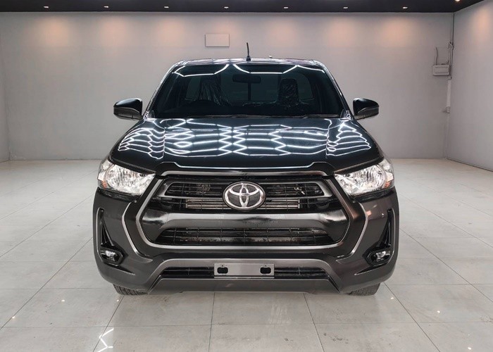 Used 12
                    TOYOTA
                     for Sale Image