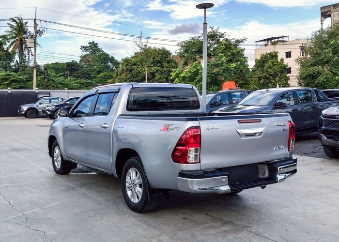 Used 7
                    TOYOTA
                     for Sale Image