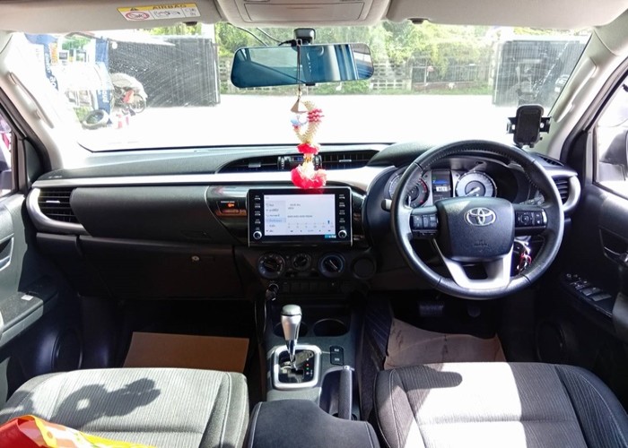 Used 6
                    TOYOTA
                     for Sale Image