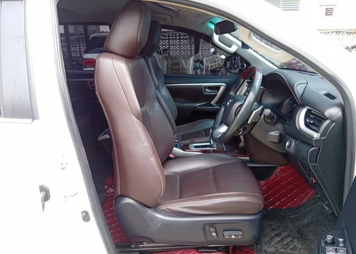 Used 6
                    TOYOTA
                     for Sale Image