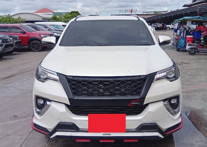 Used 6
                    TOYOTA
                     for Sale Image