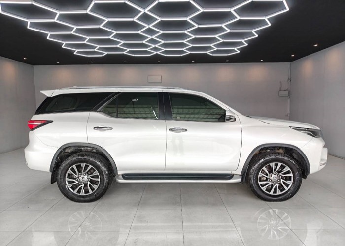 Used 11
                    TOYOTA
                     for Sale Image