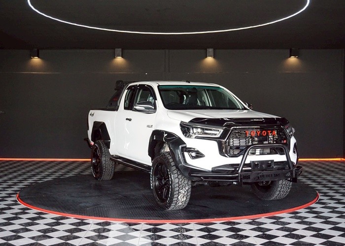 Used 8
                    TOYOTA
                     for Sale Image