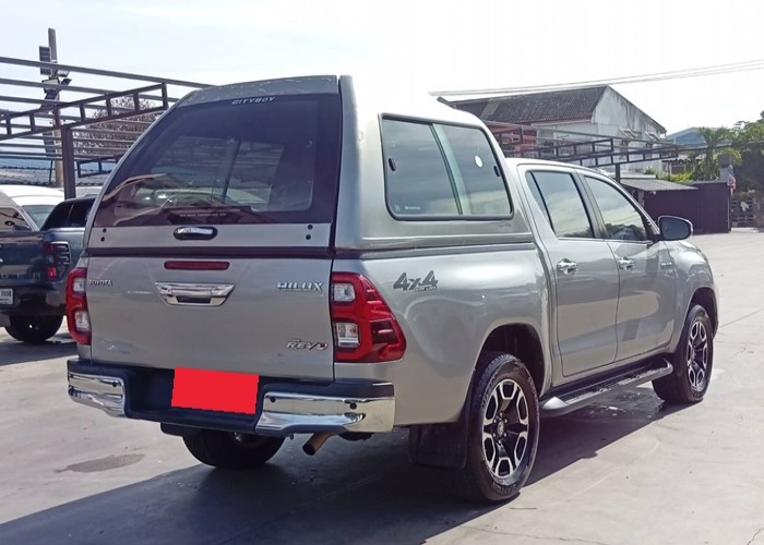 Used 12
                    TOYOTA
                     for Sale Image