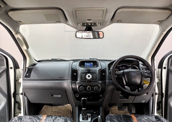 Used 6
                    FORD
                     for Sale Image
