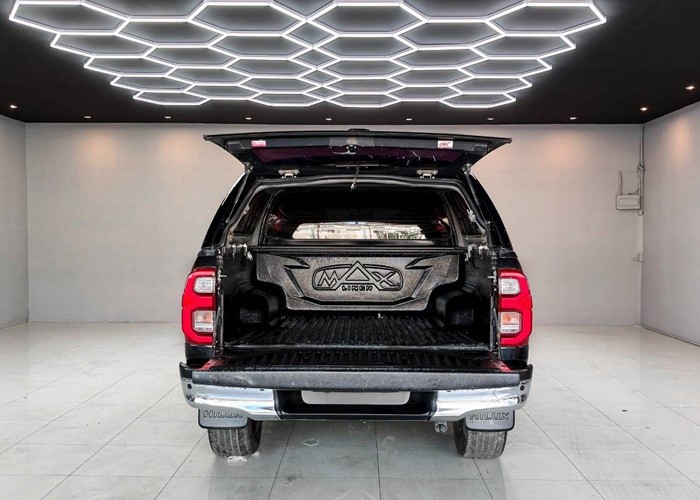 Used 5
                    TOYOTA
                     for Sale Image