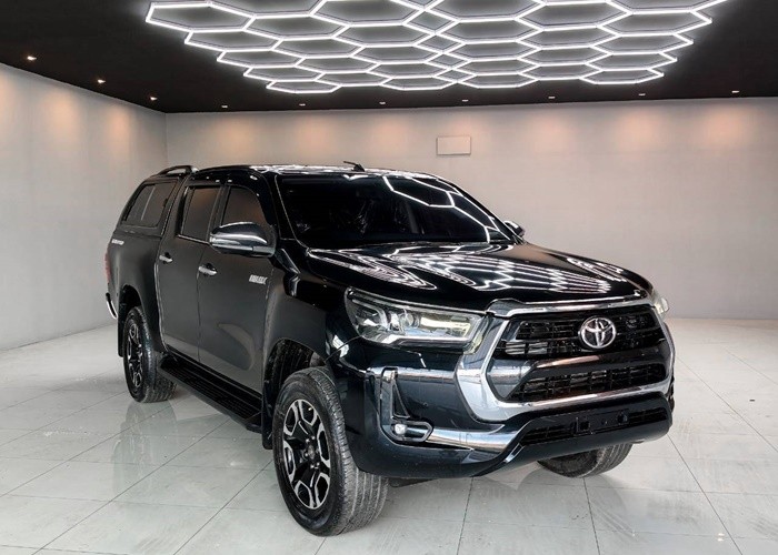 Used 5
                    TOYOTA
                     for Sale Image