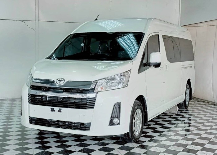 Used 12
                    TOYOTA
                     for Sale Image