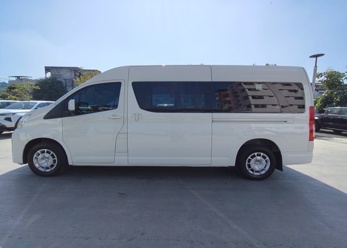 Used 12
                    TOYOTA
                     for Sale Image