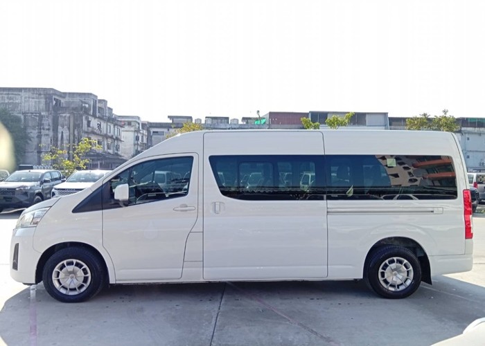 Used 12
                    TOYOTA
                     for Sale Image