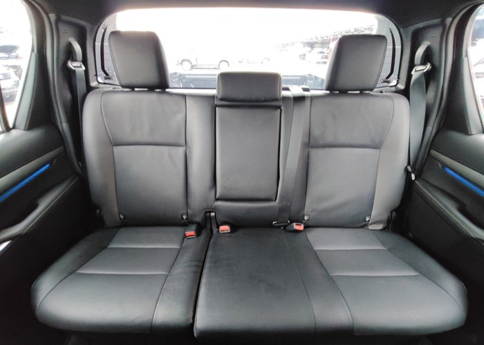 Used 5
                    TOYOTA
                     for Sale Image