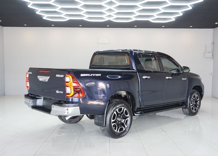 Used 9
                    TOYOTA
                     for Sale Image