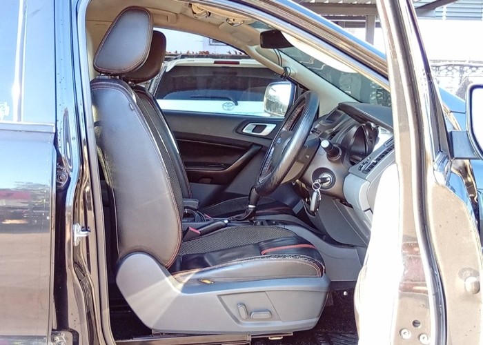 Used 6
                    FORD
                     for Sale Image