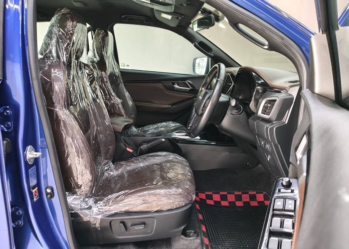 Used 1
                    ISUZU
                     for Sale Image