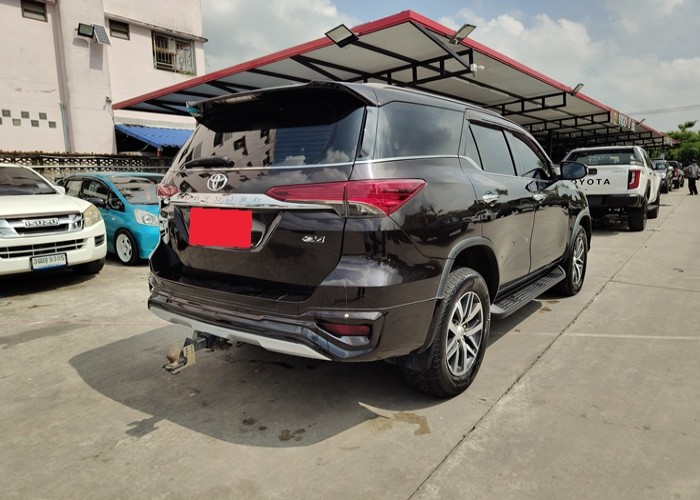 Used 5
                    TOYOTA
                     for Sale Image