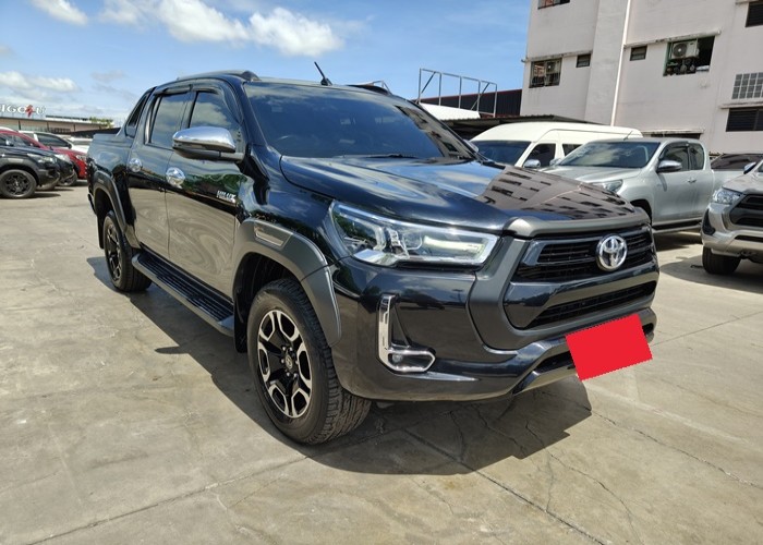 Used 8
                    TOYOTA
                     for Sale Image