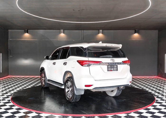 Used 4
                    TOYOTA
                     for Sale Image