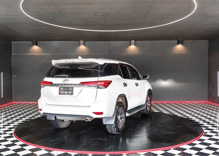 Used 4
                    TOYOTA
                     for Sale Image