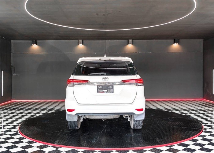 Used 4
                    TOYOTA
                     for Sale Image
