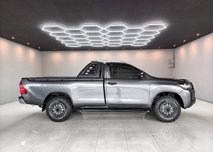 Used 5
                    TOYOTA
                     for Sale Image