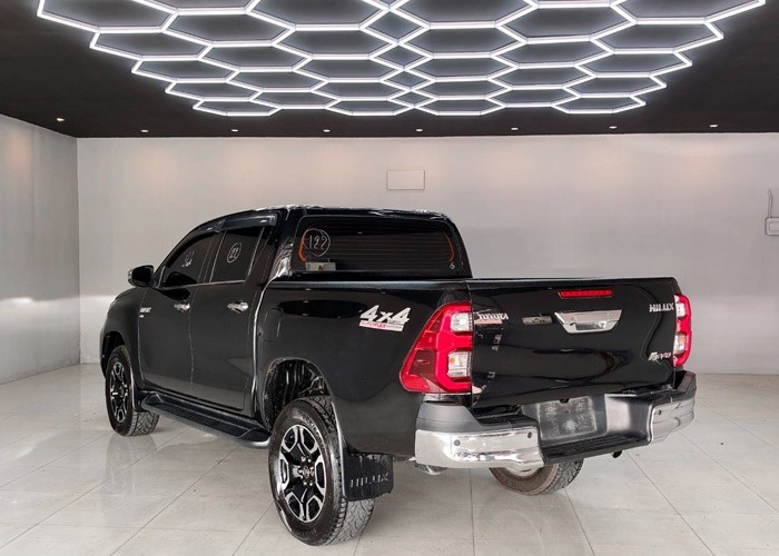 Used 4
                    TOYOTA
                     for Sale Image