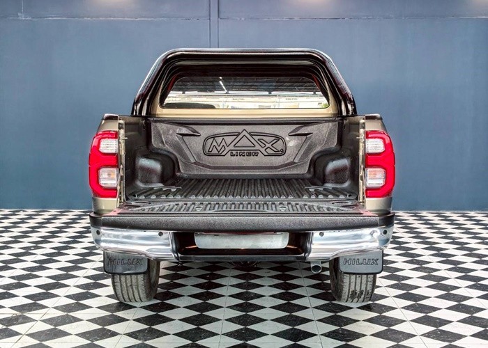 Used 11
                    TOYOTA
                     for Sale Image