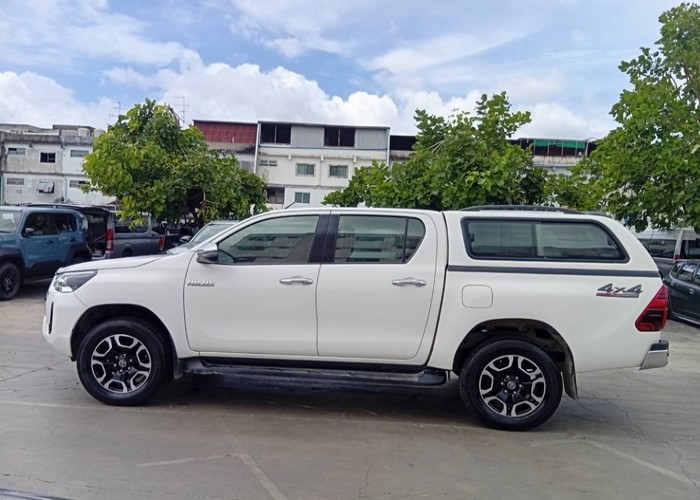 Used 6
                    TOYOTA
                     for Sale Image