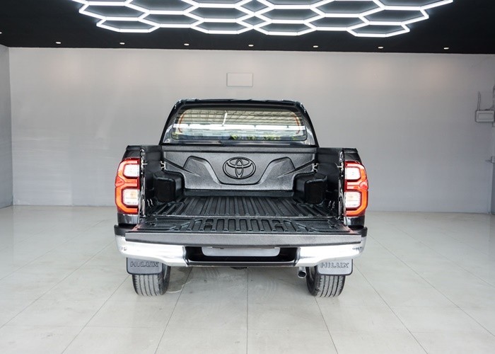 Used 9
                    TOYOTA
                     for Sale Image