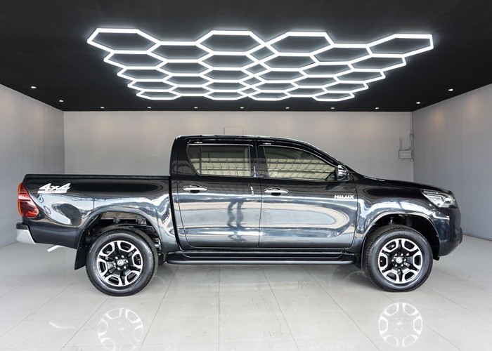 Used 9
                    TOYOTA
                     for Sale Image
