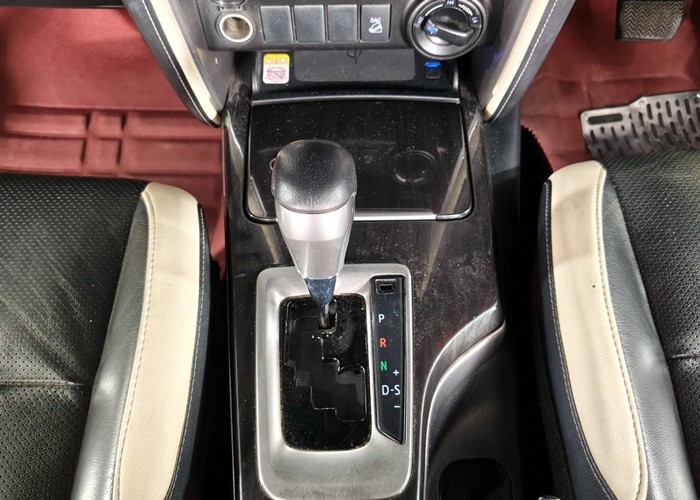 Used 9
                    TOYOTA
                     for Sale Image