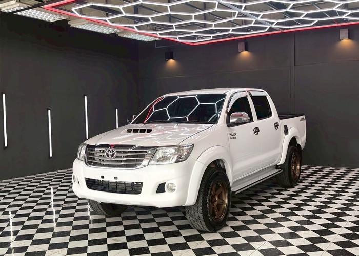Used 12
                    TOYOTA
                     for Sale Image