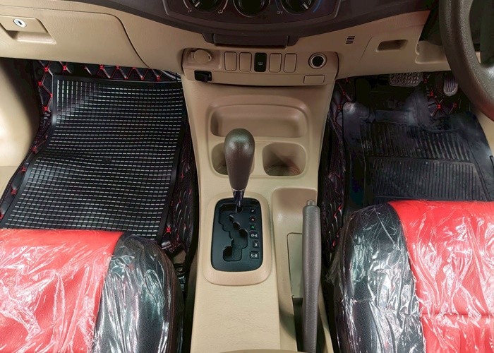 Used 12
                    TOYOTA
                     for Sale Image