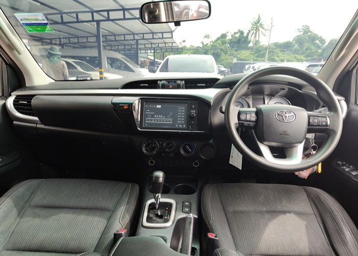 Used 8
                    TOYOTA
                     for Sale Image