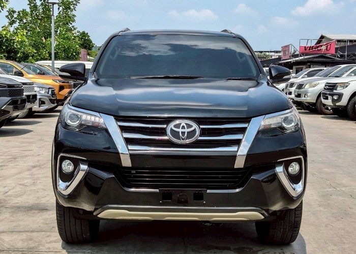 Used 10
                    TOYOTA
                     for Sale Image