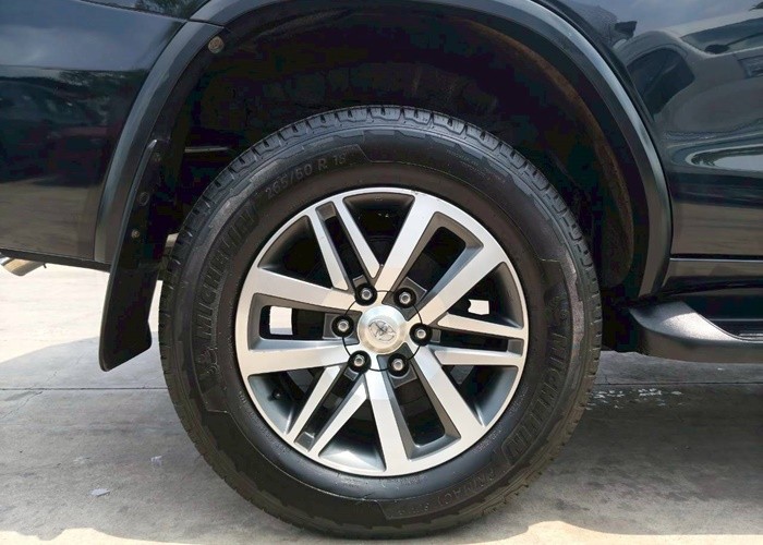 Used 10
                    TOYOTA
                     for Sale Image