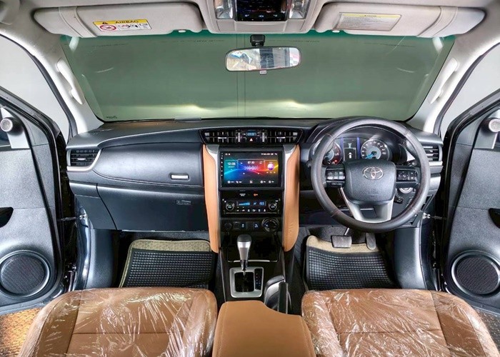 Used 10
                    TOYOTA
                     for Sale Image