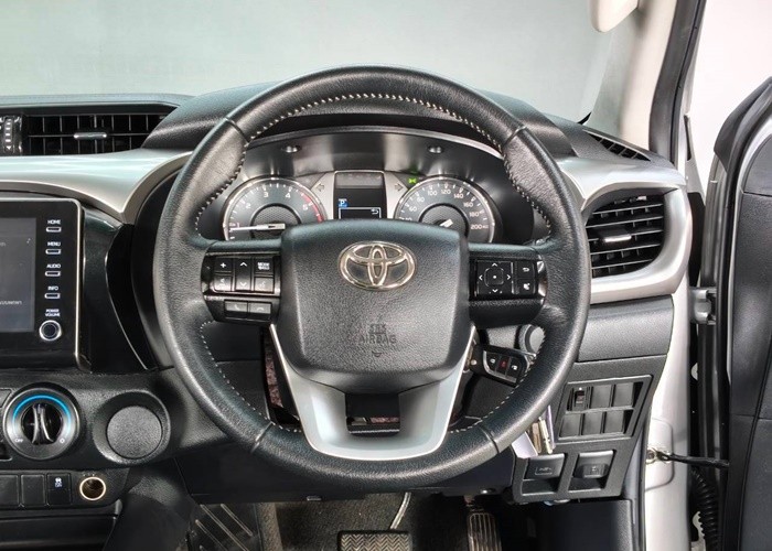Used 5
                    TOYOTA
                     for Sale Image