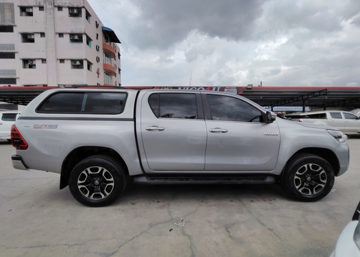Used 9
                    TOYOTA
                     for Sale Image