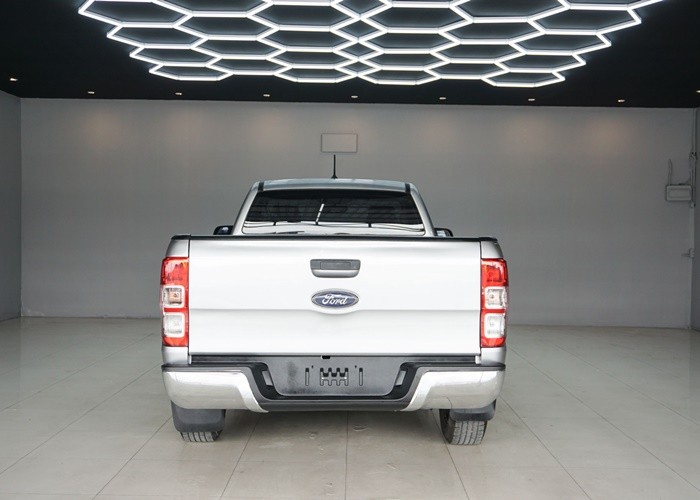 Used 8
                    FORD
                     for Sale Image