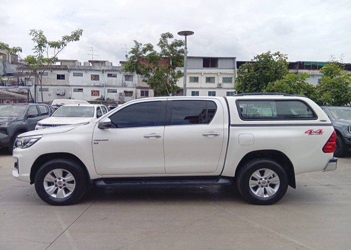 Used 5
                    TOYOTA
                     for Sale Image