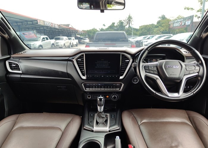 Used 5
                    ISUZU
                     for Sale Image
